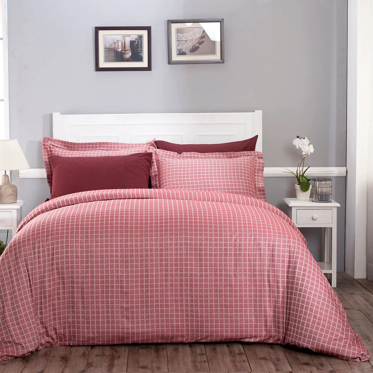 Bliss Reversible Made With Egyptian Cotton Ultra Soft Red Duvet Cover with Pillow Case