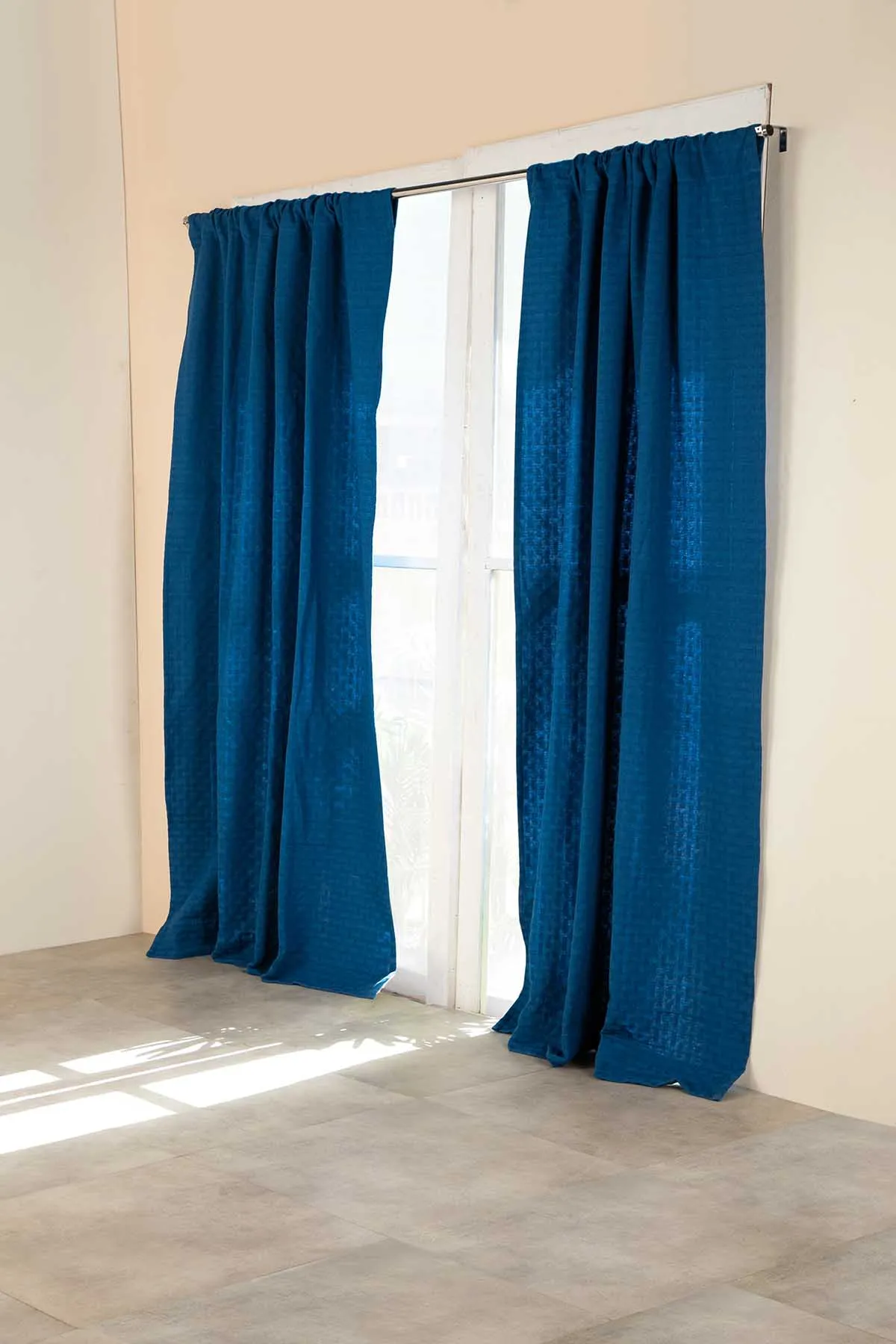 Kada Patterned Heavy Fabric And Curtains (Indigo)