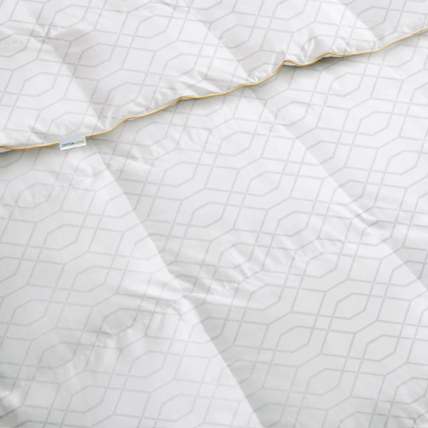 Premium Cotton Jacquard Royal Angler Super King Duvet White with Loom Pattern 240x260cm